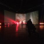 Fotografía del rodaje de visuales para el grupo musical Archive.