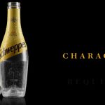 Spot publicitario Character Required para la marca Schweppes dirigido por Agustín Alberdi en un service para Landia.