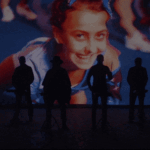 Videoclip y visuales del tema 'Driving in Nails' del grupo musical Archive.