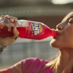 Spot 'Colorful People' dirigido por Andy Fogwill para la marca de refrescos Fanta. Landia.