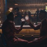 Spot Here is to character para la marca Schweppes.
