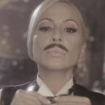 Videoclip del tema 'Soy yo' interpretado por las artistas Marta Sánchez y Nena Daconte. Dirigido por Álvaro León.