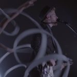 Videoclip del tema 'Mira cómo vuelo' del grupo musical Miss Caffeina.