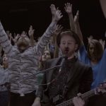 Videoclip del tema 'Mira cómo vuelo' del grupo musical Miss Caffeina.
