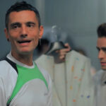 Este cortometraje, Run A Way, dirigido por Diego Postigo estuvo producido por David Delfín y Mercedes-Benz.